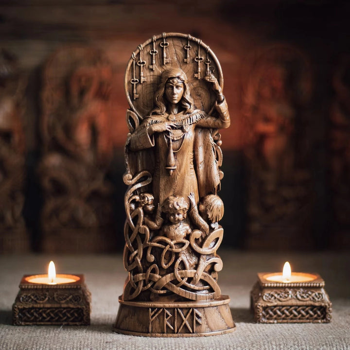 Frigg wooden statue from oak